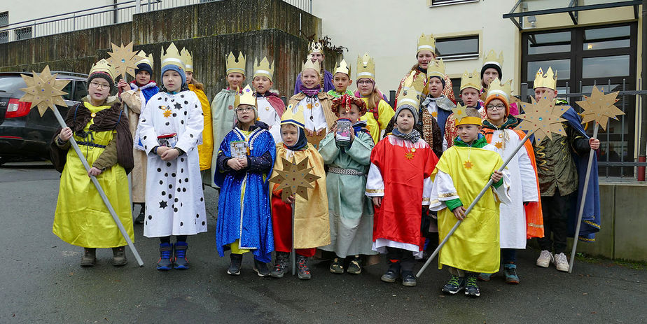 Dreikönigssingen der Sternsinger