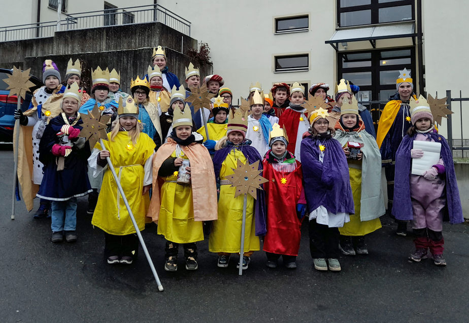 Dreikönigssingen der Sternsinger