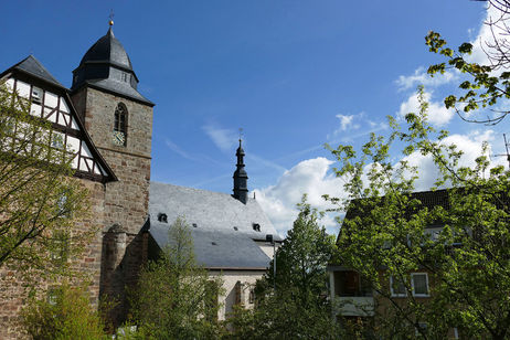 Nachrichtenarchiv St. Crescentius Naumburg